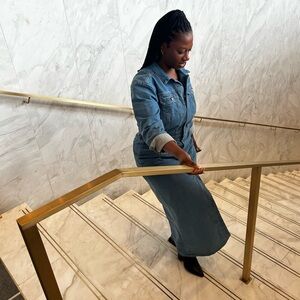 Meet your Posher, Anika